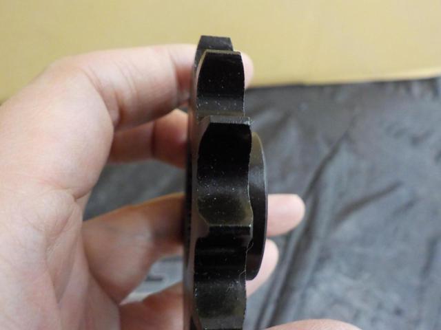 DRC
D331-415-14
Dura
Front sprocket
14T