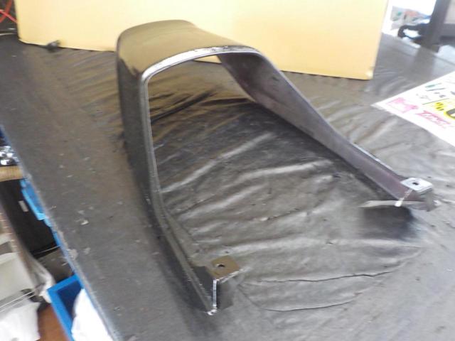 KAWASAKI (Kawasaki)
Genuine tail cowl
[Zephyr 400]