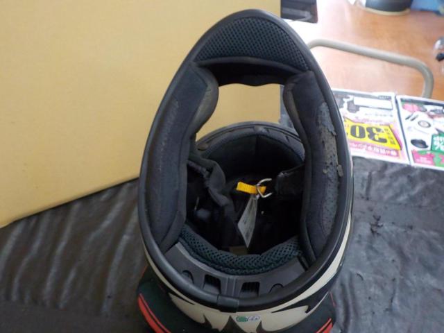 RIDEZ
SHR1
Full-face helmet
Graphics
Size: L (59-60cm)