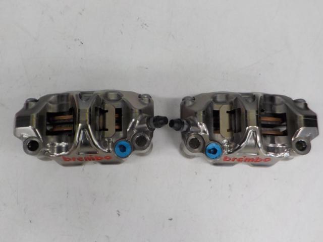 Brembo
GP4-RX
Radial
CNC
4P
Caliper
Nickel coating
Red logo
Right and left
Φ32
Mounting pitch: 108mm