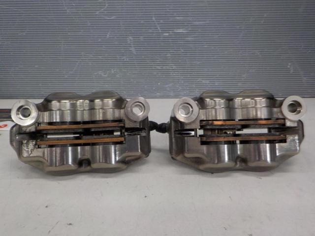 Brembo
GP4-RX
Radial
CNC
4P
Caliper
Nickel coating
Red logo
Right and left
Φ32
Mounting pitch: 108mm