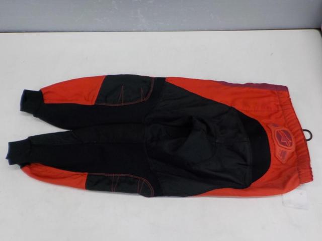 Alpinestars
Off-road pants
Size: 26 (Kids)