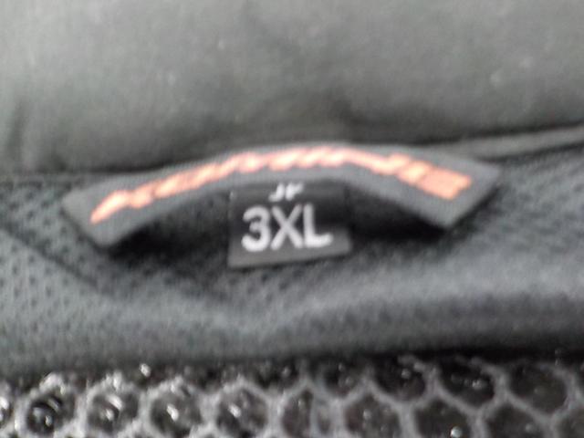 KOMINE
07-107
Titanium mesh jacket
Size: 3XL