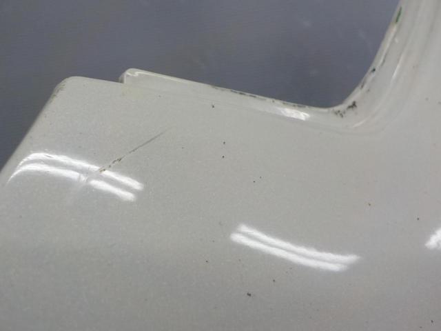 KAWASAKI
Genuine side cover left and right set
Removal from GPZ900R/A11