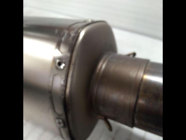 6AKRAPOVIC
Slip-on silencer + genuine exhaust pipe