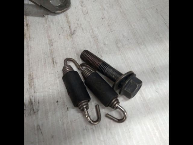 6AKRAPOVIC
Slip-on silencer + genuine exhaust pipe