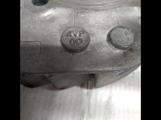 2 YAMAHA
Grand Axis Genuine cylinder head