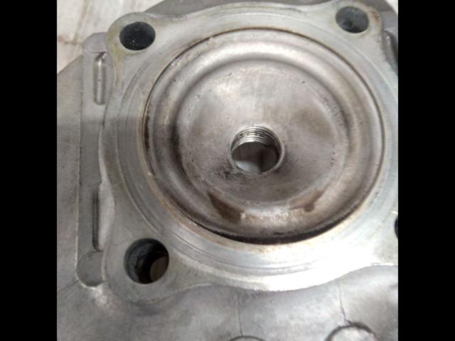 2 YAMAHA
Grand Axis Genuine cylinder head