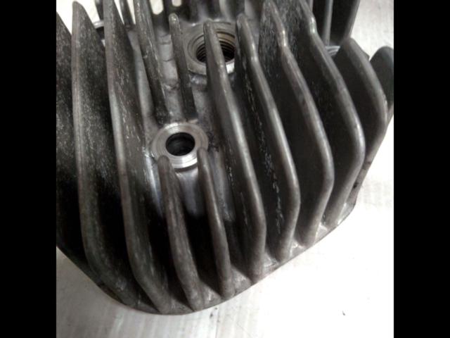 2 YAMAHA
Grand Axis Genuine cylinder head