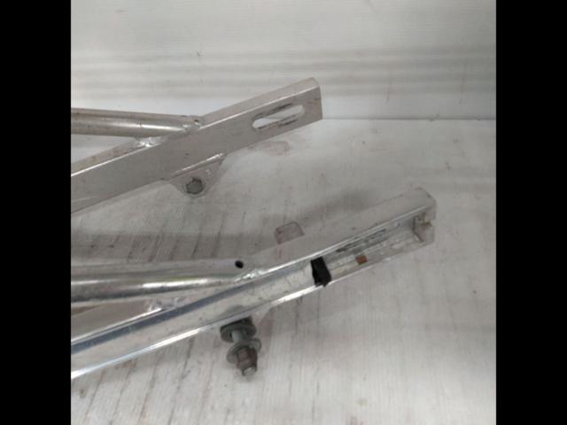 3 manufacturer unknown
Long swing arm with stabilizer