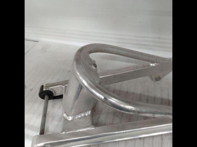 3 manufacturer unknown
Long swing arm with stabilizer