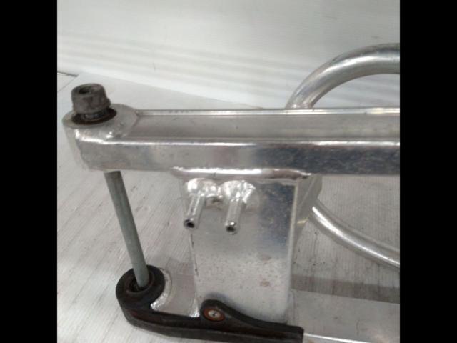 3 manufacturer unknown
Long swing arm with stabilizer