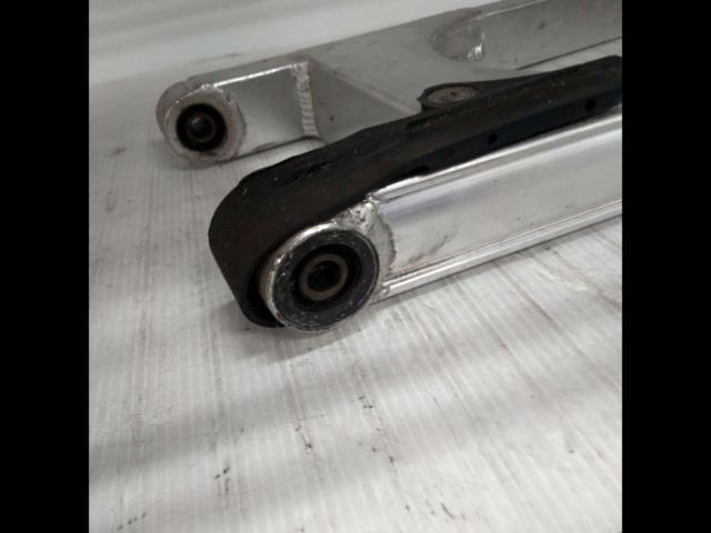 3 manufacturer unknown
Long swing arm