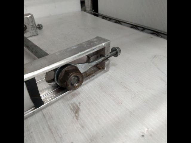 3 manufacturer unknown
Long swing arm