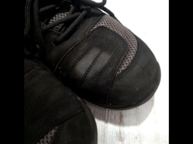 GOLDWIN
Mesh riding shoes