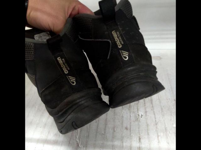 GOLDWIN
Mesh riding shoes