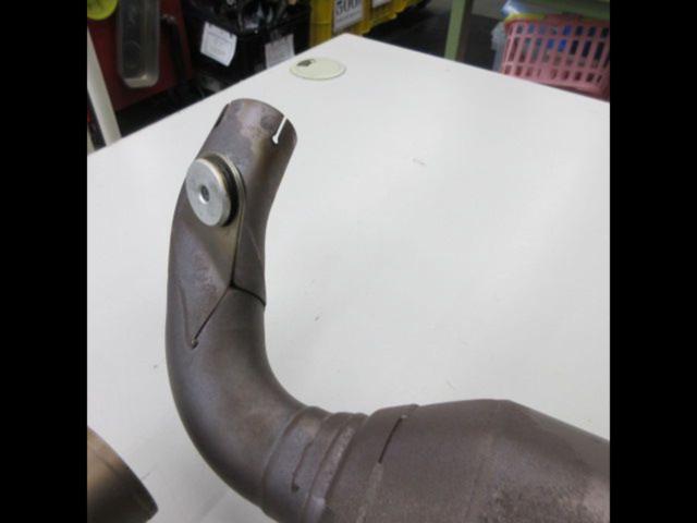 AKRAPOVIC
POWER
PARTS
Slip-on silencer
KTM
390
DUEK
('14)
Remove