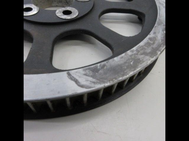 Harley-Davidson
Genuine drive pulley
FXSTS year unknown
Remove