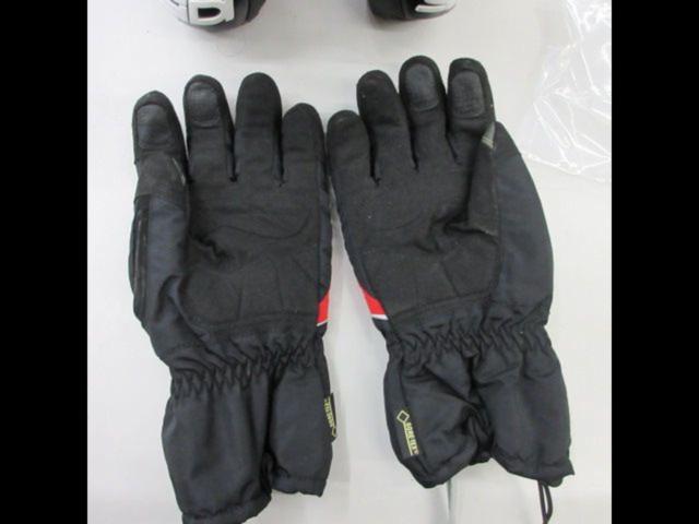 RSTaichi (RS Taichi)
RST590
GORE-TEX zoom Winter Gloves
Size XL