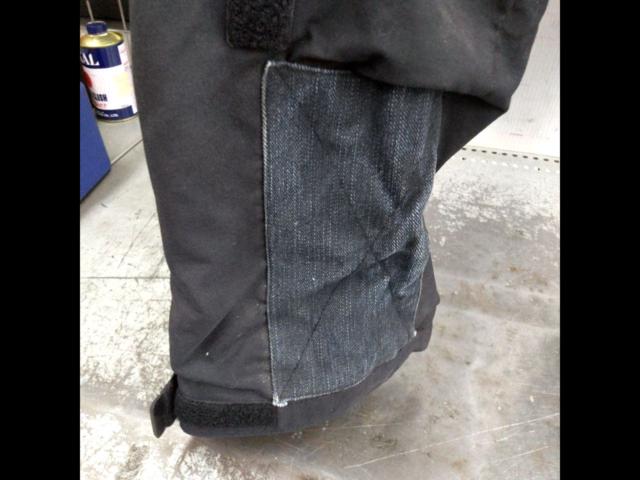 KOMINE
Full year riding pants