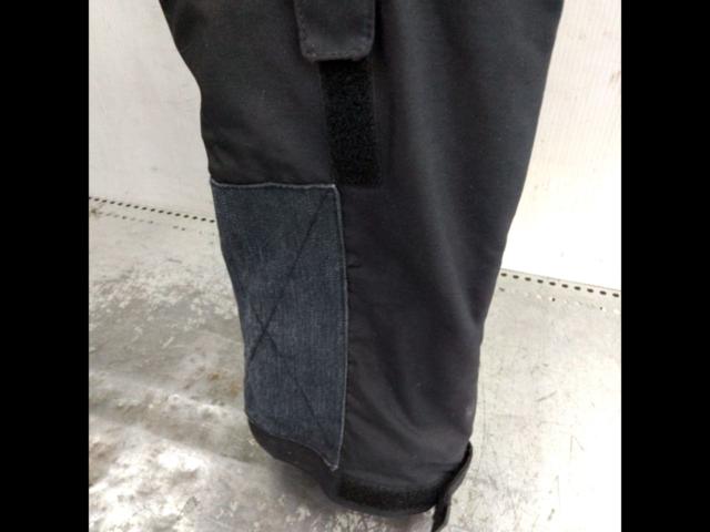 KOMINE
Full year riding pants