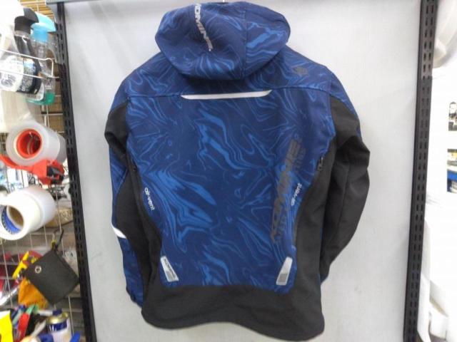 11KOMINE
Protect Soft Shell Winter Parka