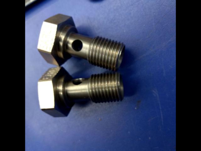 ACTIVE
997591S
# 6
Banjo bolt
2 pieces