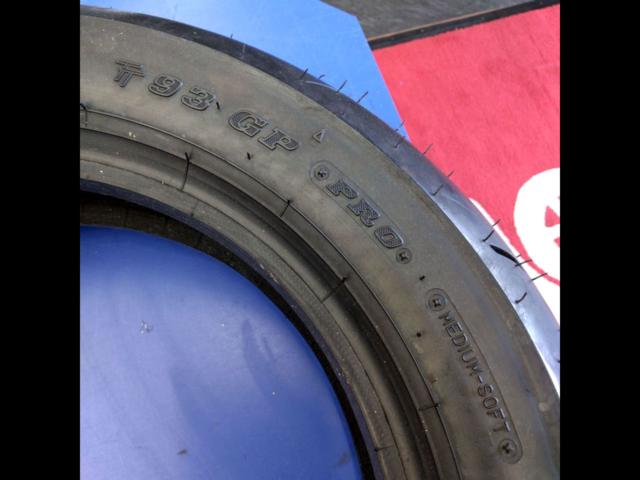 DUNLOP
TT93GP
Pro
120 / 80-12
55J
MEDIUM-SOFT