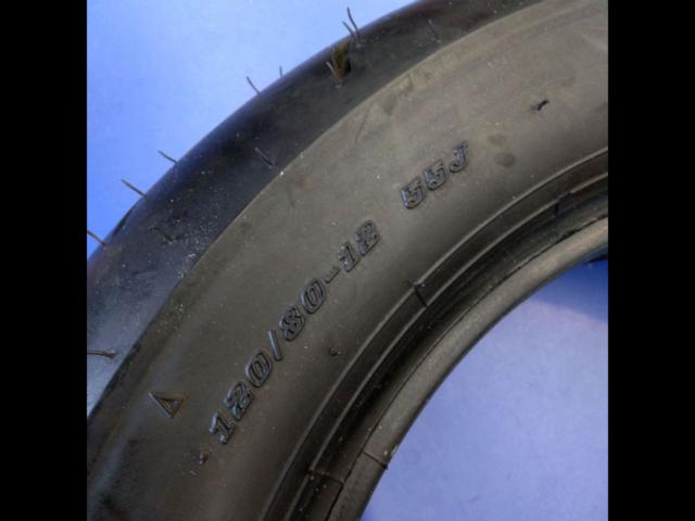 DUNLOP
TT93GP
Pro
120 / 80-12
55J
MEDIUM-SOFT