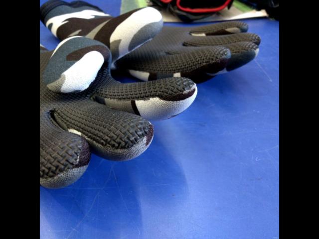 DAYTONARIDEMITT
# 003
Neoprene waterproof gloves
M