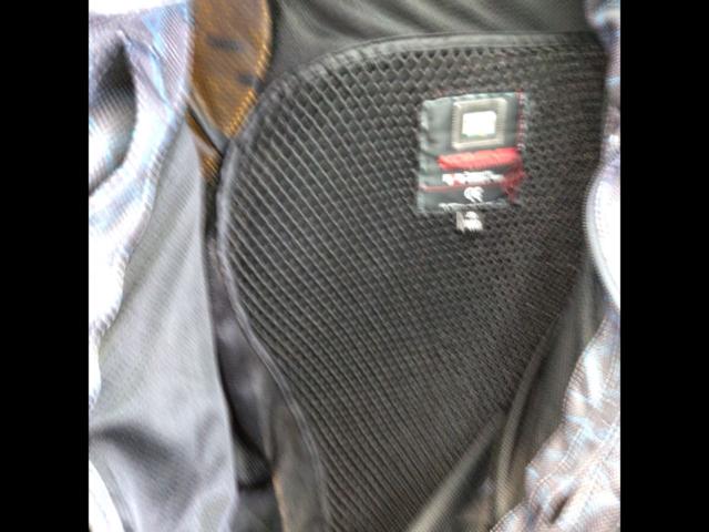 KOMINE (Komine)
07-135
WM (Woman M) size