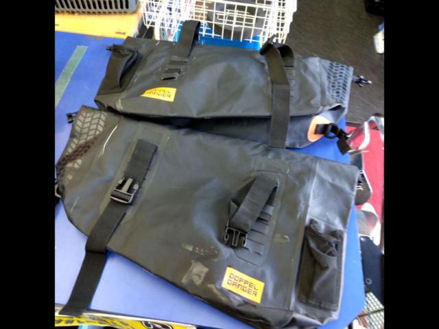 DOPPELGANGER (Dopperugyanga)
DBT393
Tarpaulin side bag
Right and left