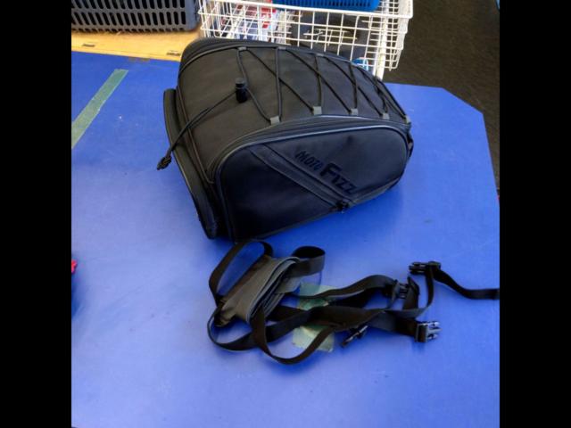 [MOTO
FIZZ
MFK-284
Sport Seat Bag 2