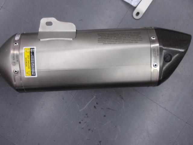 AKRAPOVICK™ genuine optional silencer
RC390