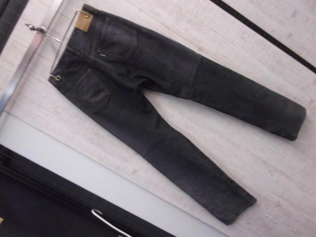 Size: 32KUSHITANIEXPLORER
JEANS (Explorer Jeans)