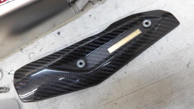 YOSHIMURA slip-on silencer
Z900 ('18 -'19)