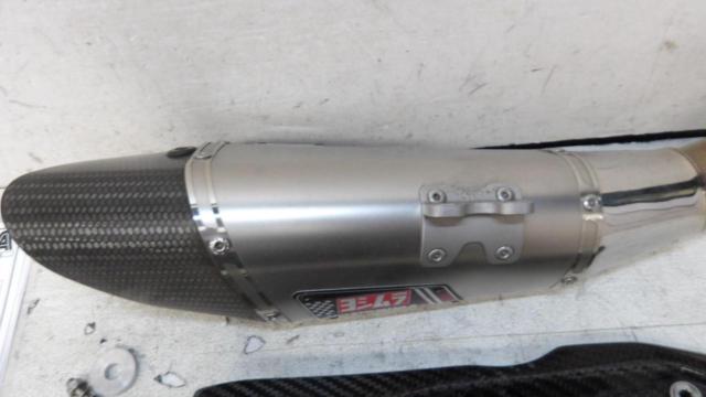 YOSHIMURA slip-on silencer
Z900 ('18 -'19)