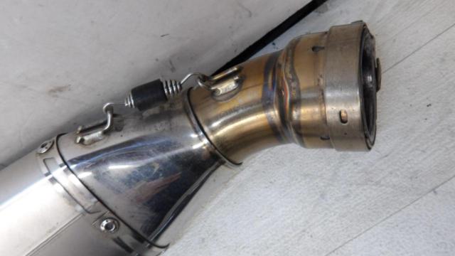 YOSHIMURA slip-on silencer
Z900 ('18 -'19)