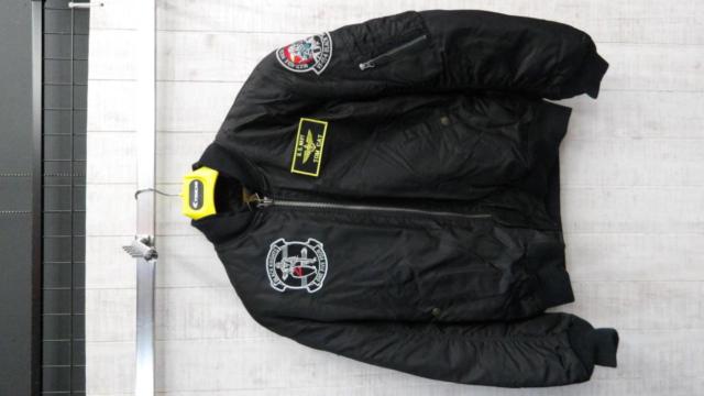 Size: XL
HOUSTON
Winter jacket