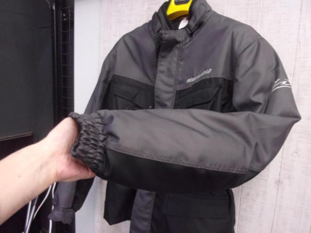 Size: BMROUGH&ROAD Winter Jacket