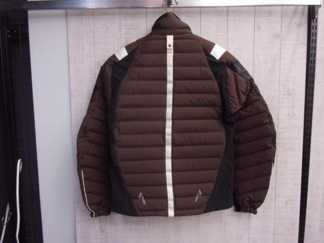 Size: MKUSHITANI White Goose Down Jacket