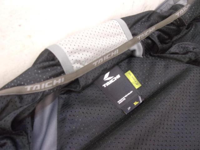 Size: XL Saichi Air Track Parka