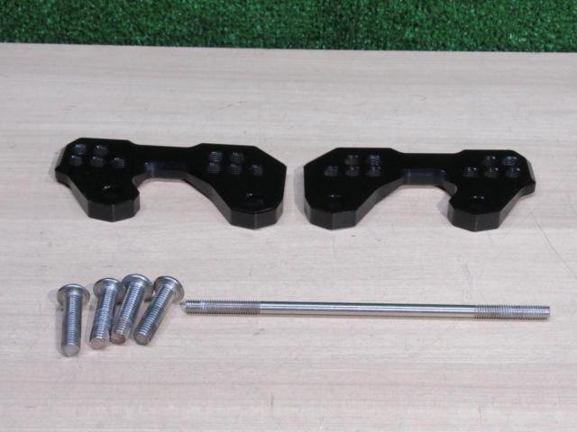 Aftermarket step-up plate
YZF-R25/R3 etc.
IC
Step
plate