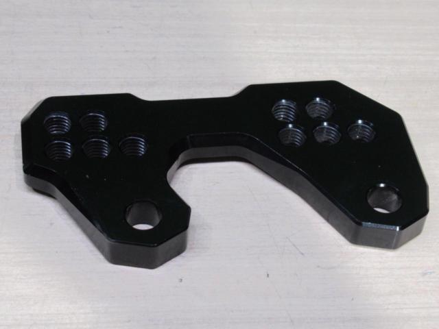 Aftermarket step-up plate
YZF-R25/R3 etc.
IC
Step
plate