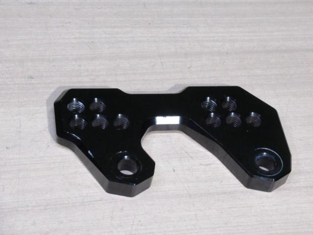 Aftermarket step-up plate
YZF-R25/R3 etc.
IC
Step
plate
