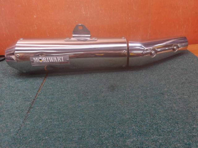 Lesbian 250 (MC 49)
Moriwaki
Engineering (Moriwaki)
NEO
CLASSIC (Neo
Classic)
Slip-on
Silencer