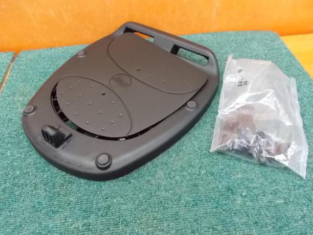 GIVI (ENT)
BLADE
B37
Mono Lock rear box
General purpose