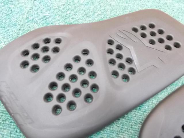 Size: M-XL
Alpinestars (Alpine Star)
NUCLEON
KR-Ci
Chest protector