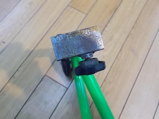 J-TRIP (J trip)
Wide short roller stand
General purpose