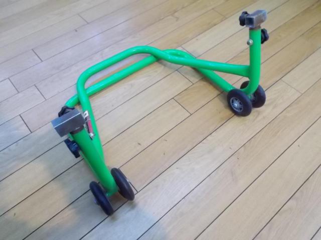 J-TRIP (J trip)
Wide short roller stand
General purpose